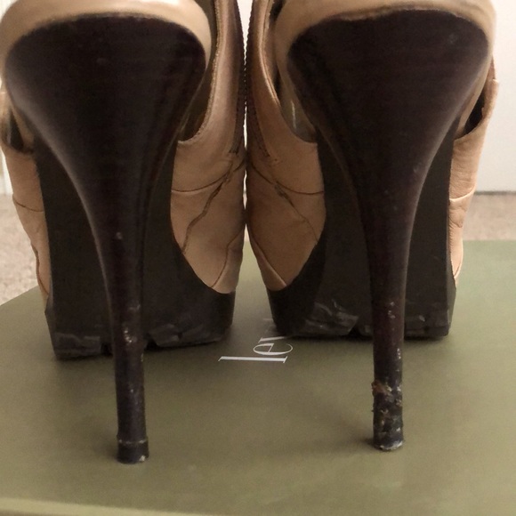 Levity “Edie” Bootie,Taupe - Picture 7 of 11